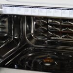 Haier 20L Convection Microwave Oven with Mirror Glass design (HIL2001CSSH,Silver) - Image 4